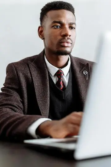 Ethan Clarke, Treasury Support Consultant